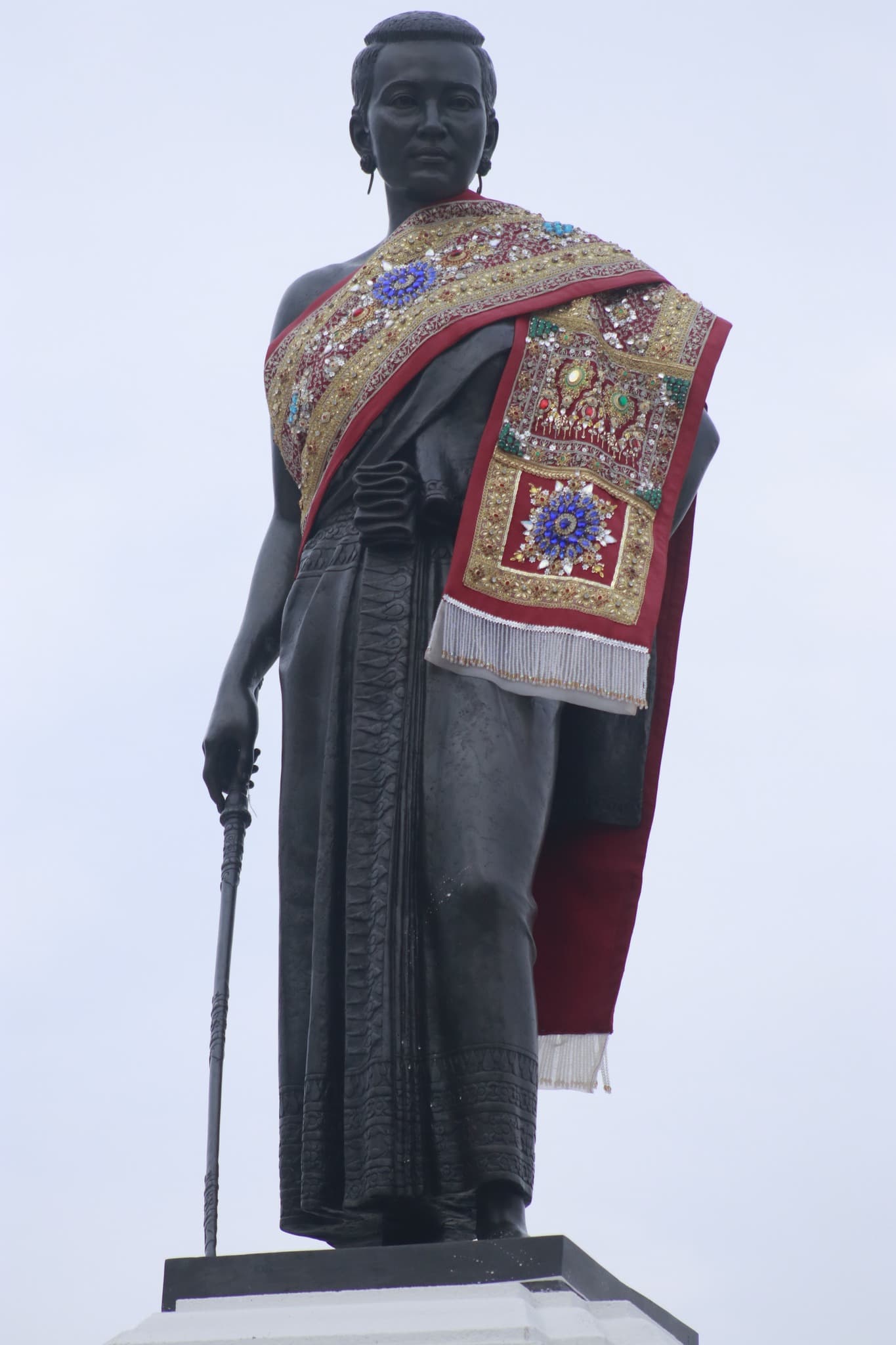อนุสาวรีย์ท้าวสุรนารี
